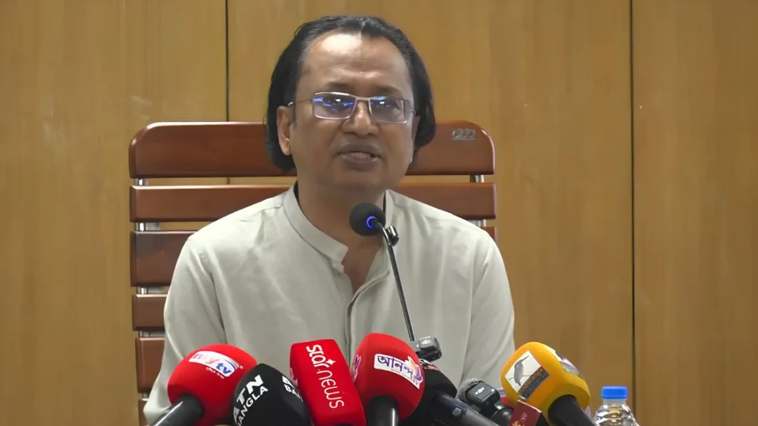 আওয়ামী লীগের সঙ্গে সমঝোতার কোনো সম্ভাবনা নেই: তথ্য উপদেষ্টা